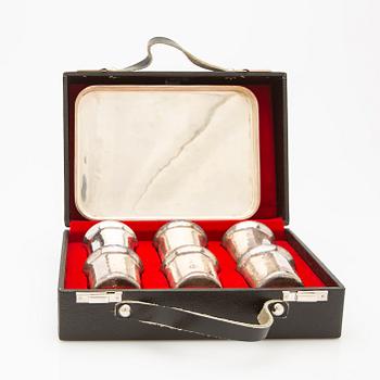 Cup and saucer set, 7 pieces, sterling silver, Einar Telander, Stockholm 1976-79.