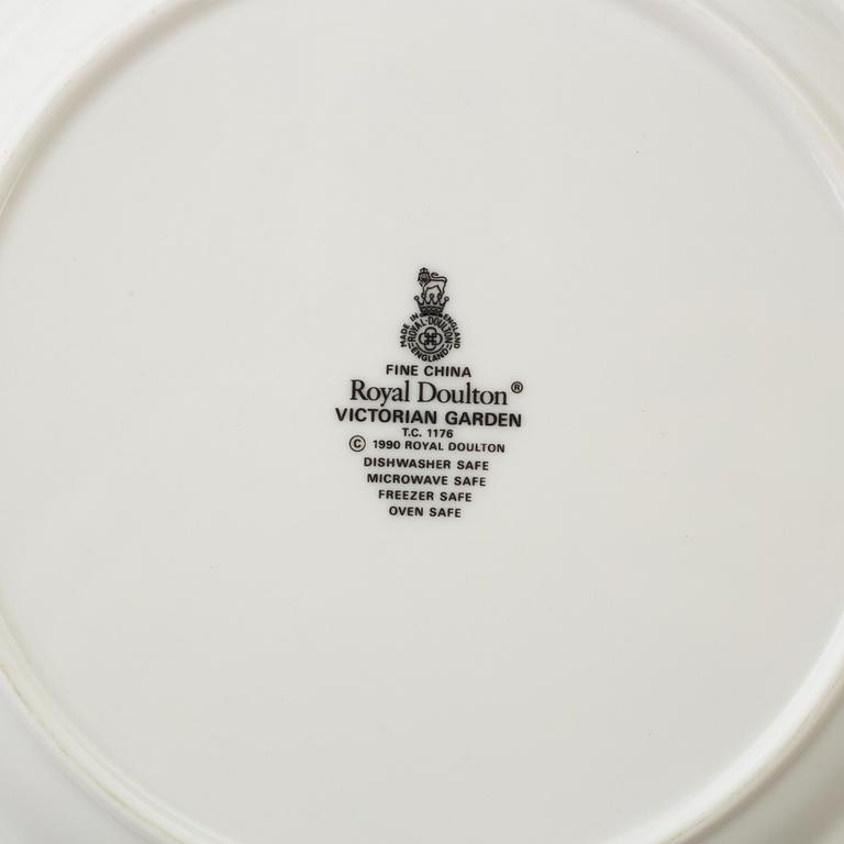 ROYAL DOULTON, frukostservis,porslin,  30 delar, "Victorian Garden".