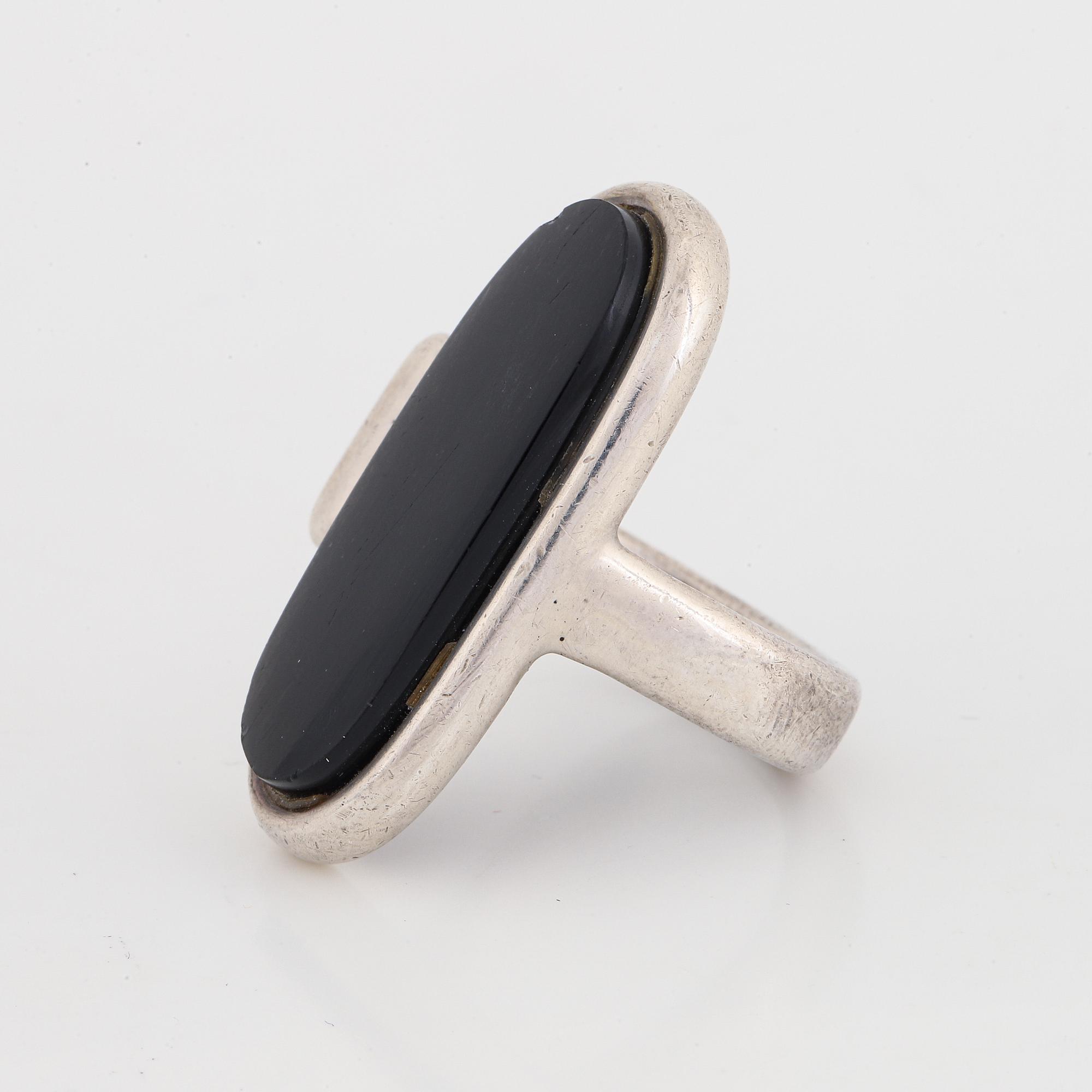 Vivianna Torun Bülow Hübe, a sterling silver and obsidian ring, Jakarta Indonesia.
