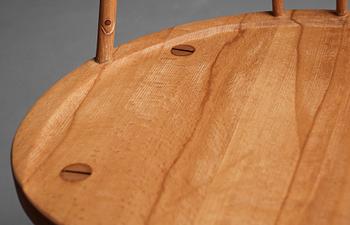 HANS J WEGNER, två Windsor-stolar, Fritz Hansen, Danmark, 1940-50-tal.