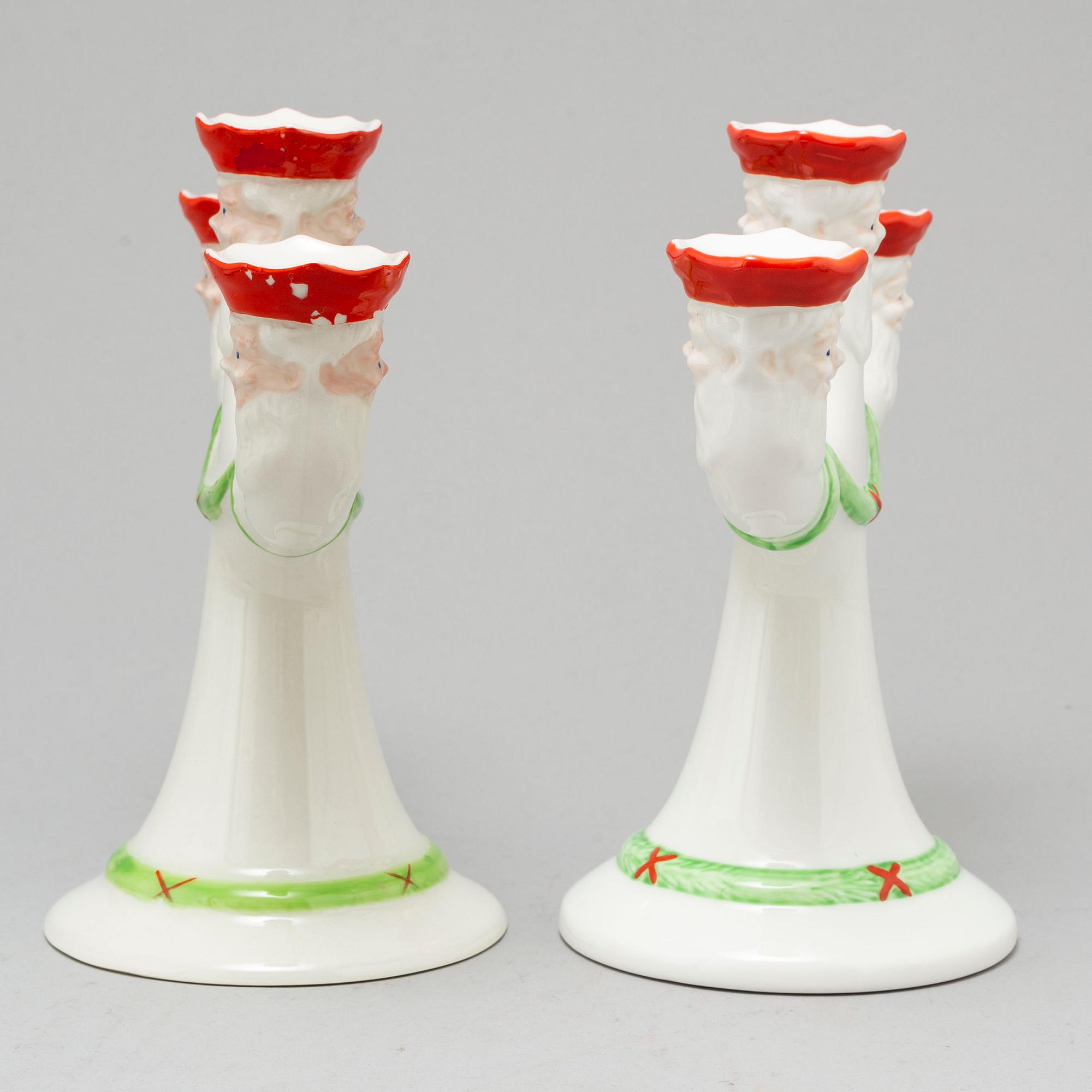 A Swedish Christmas porcelain dinner service "God Jul", 19-pieces, Gustavsberg.