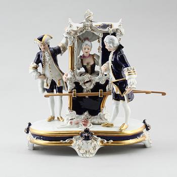 FIGUR, porslin, Royal Dux, 1900-talets mitt.