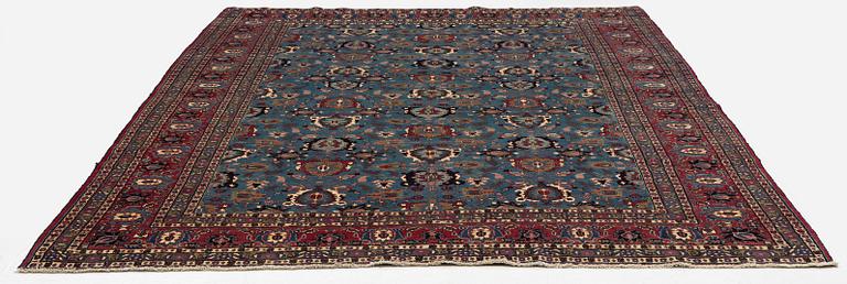 A semi-antique Veramin carpet, North Persia, c. 323 x 215 cm.