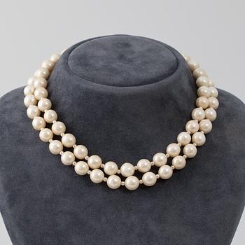 177. A 1958 Christian Dior necklace.