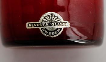 GLAS, 10 st, rött glas, Alvesta Glasbruk.