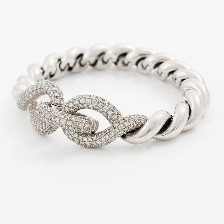 Hermès a bracelet 18K white gold with round brilliant-cut diamonds.