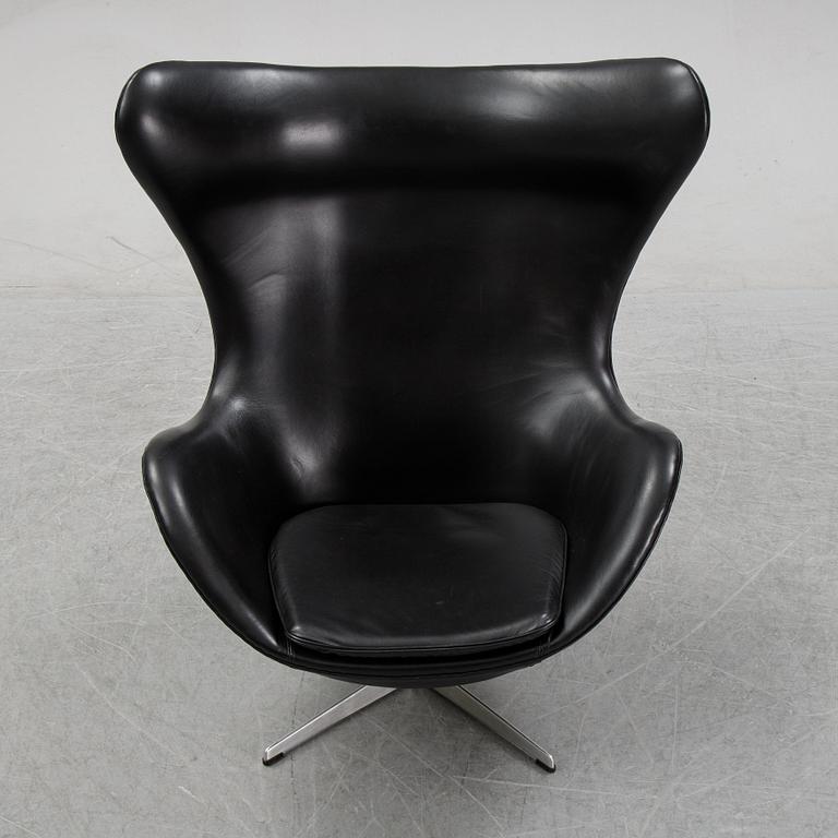 Arne Jacobsen, , "Ägget", fåtölj, model 3316, Fritz Hansen, Danmark.