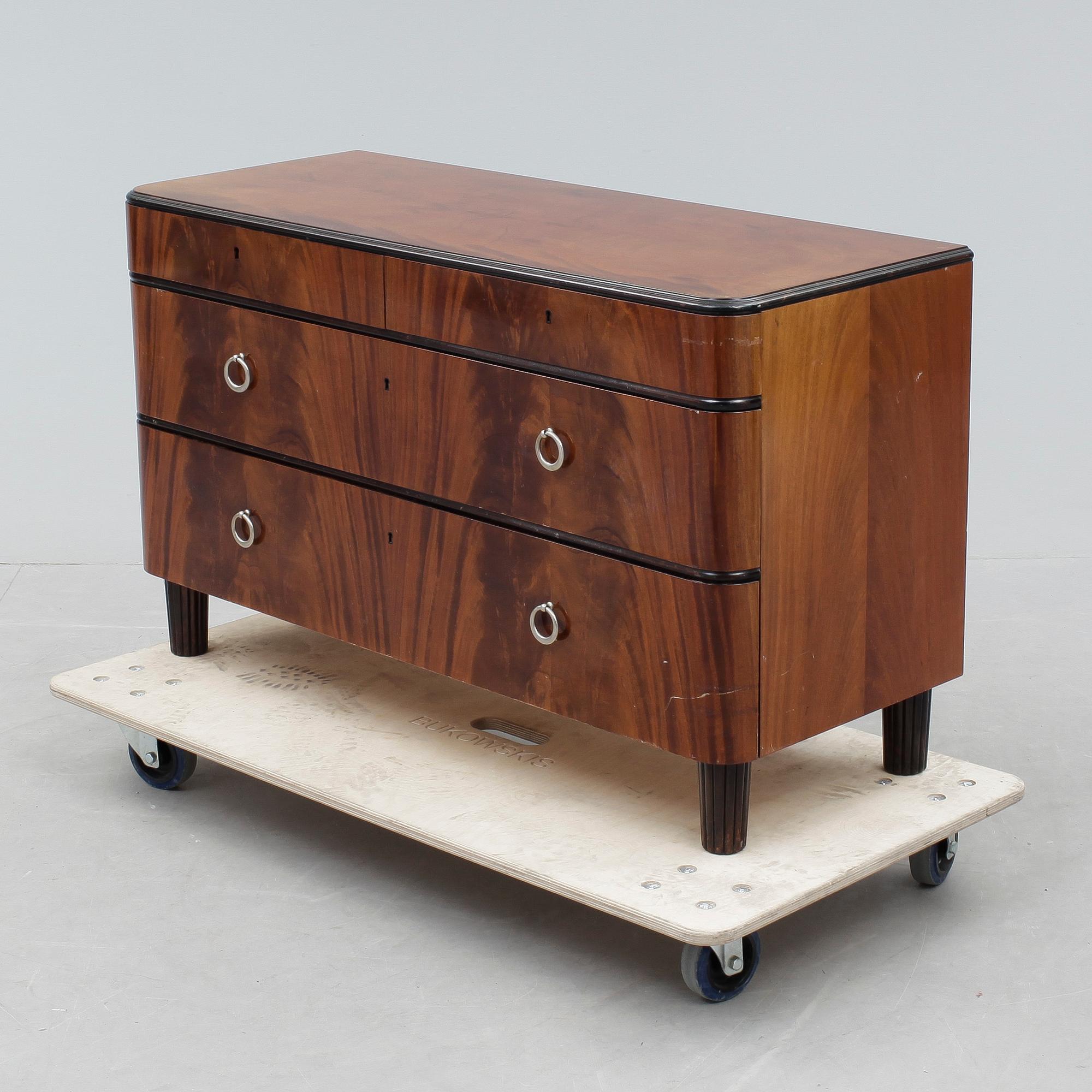 BYRÅ, mahogny, Sverige, 1940-tal.