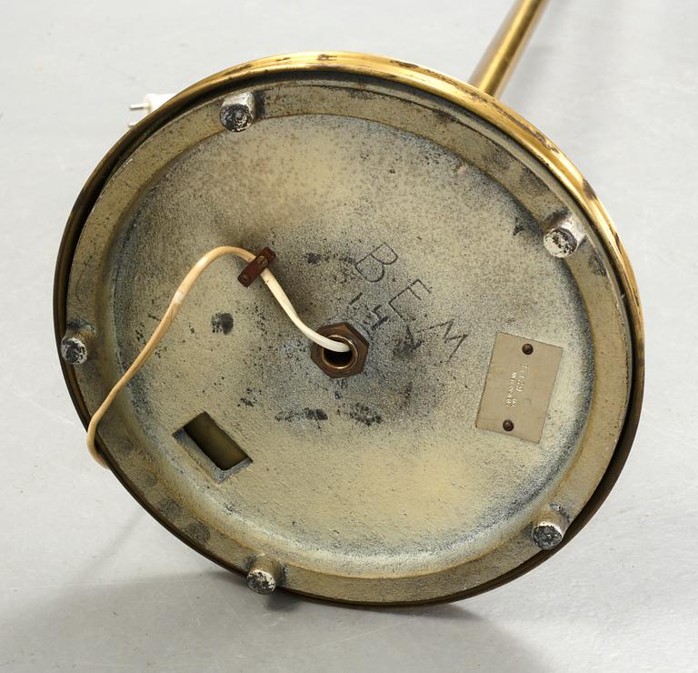 GOLVLAMPA, Josef Frank, Firma Svenskt Tenn, modell G2148. 1940-50-tal.