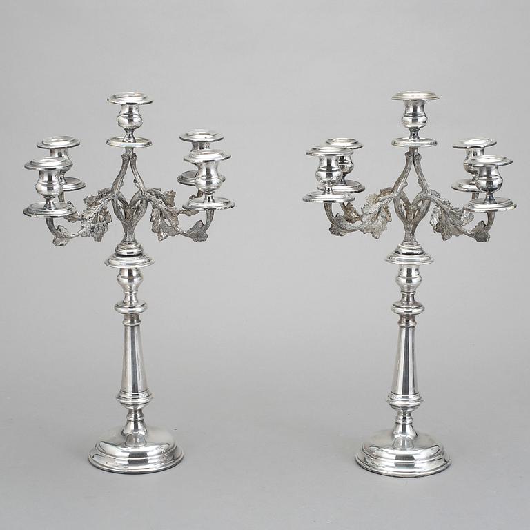 KANDELABRAR, ett par, nysilver, 1900-tal.
