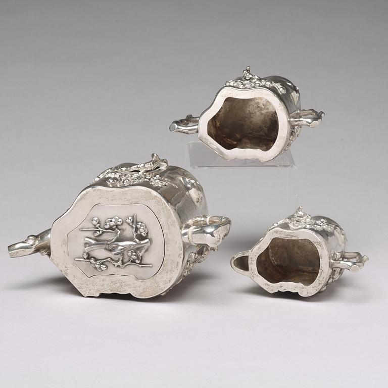 A Chinese silver tea set, Wang Hing & Co, early 20th Century.