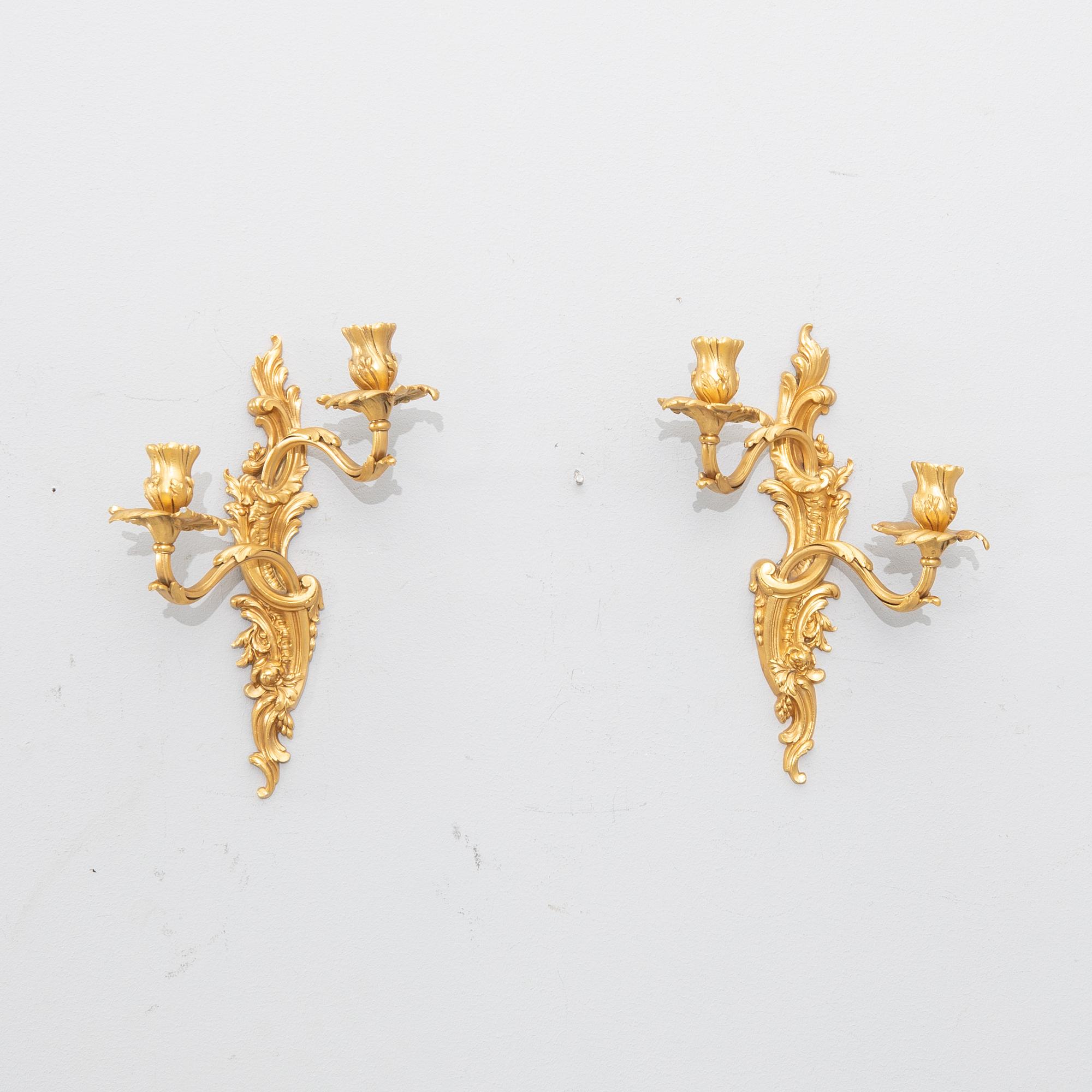 A pair of Louis XV style 20th century.