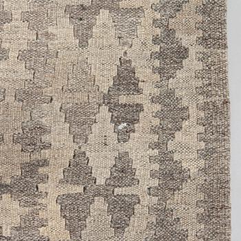 A Kilim carpet, ca. 262 x 176 cm.