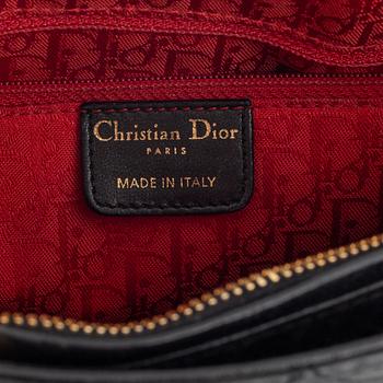 Christian Dior, väska, "Lady Dior medium".