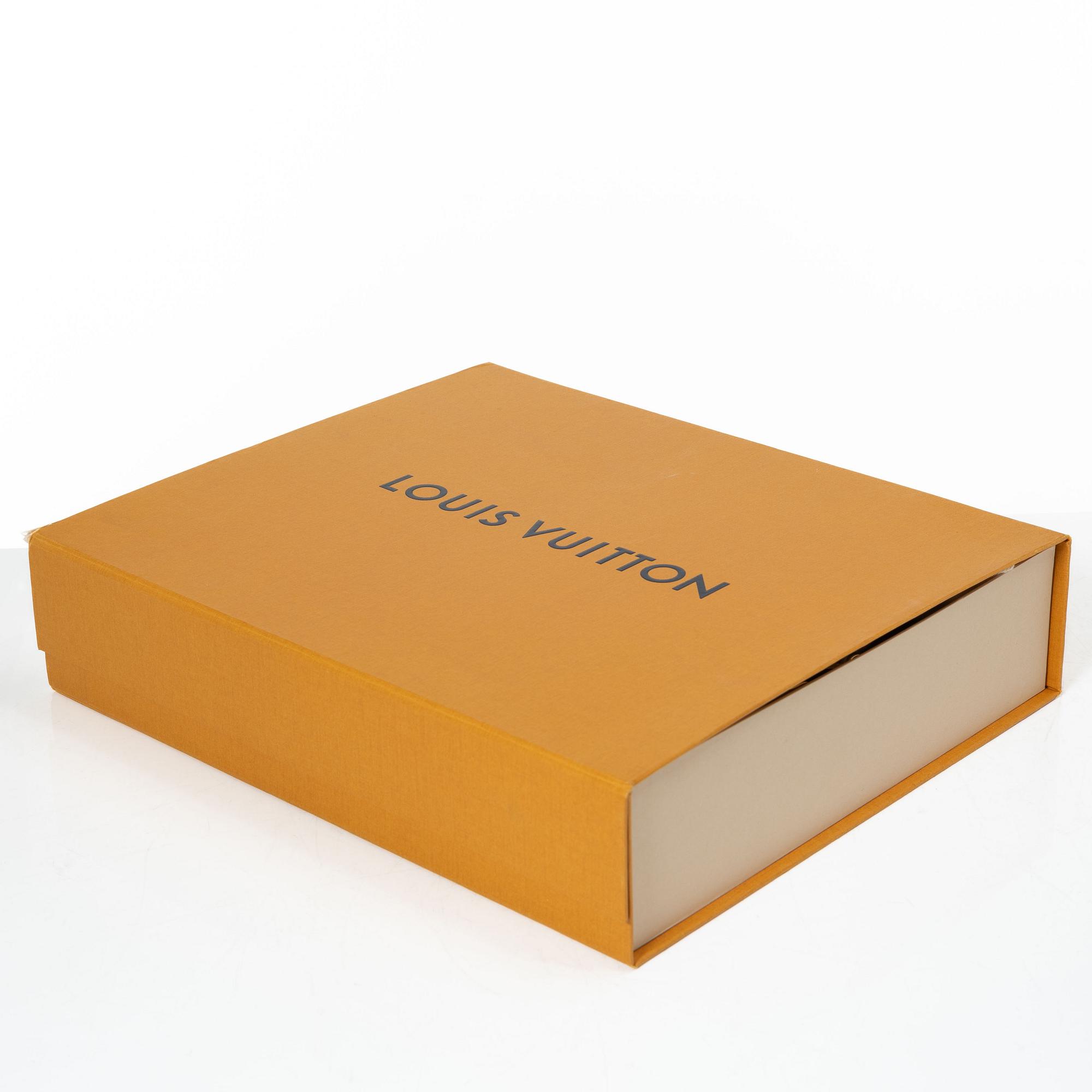 Louis Vuitton, väska, "Coussin MM" 2021.