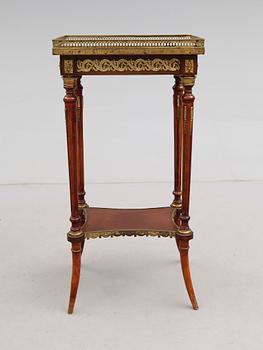 BORD, Louis Seizestil, 1900-talets mitt.