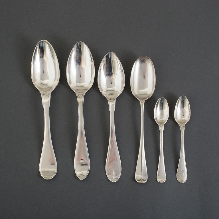 4 + 13 18th and 19th century silver spoons.