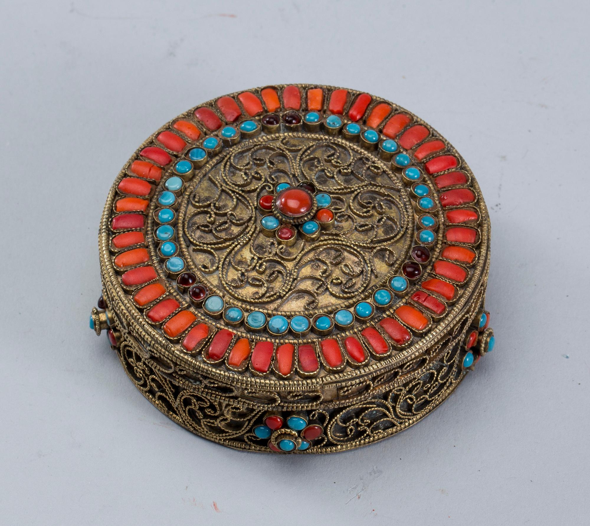 ASK MED LOCK, Kina, 1800-talets slut.