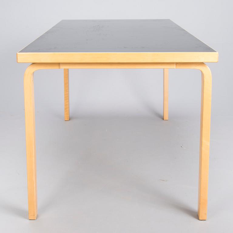 ALVAR AALTO, a late 20th century  '81A', table for Artek.