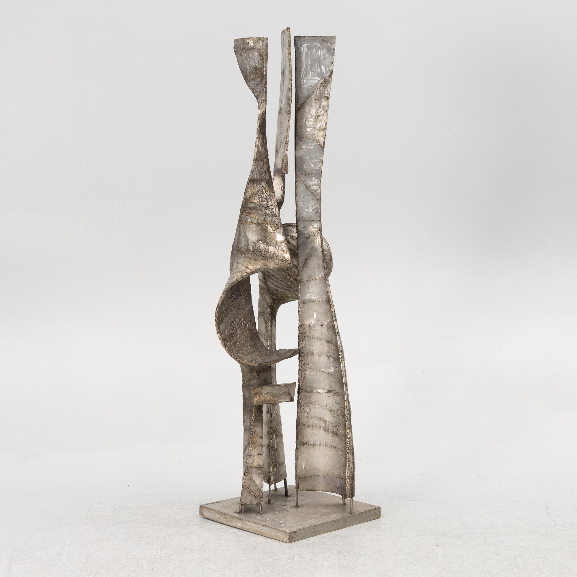 Palle Pernevi, Untitled.