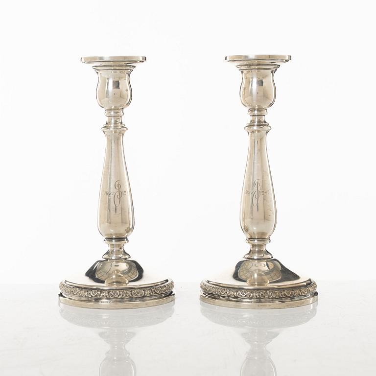 A pair of silver candelsticks, 'Prelude', International Sterling, USA, 1947.