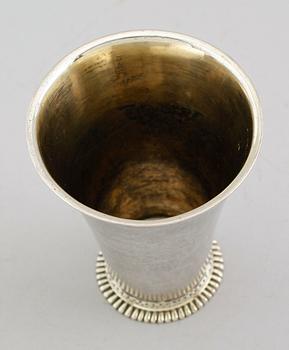 BÄGARE, silver, Lucas von der Hagen, Stockholm 1762. Vikt ca 131 gram.