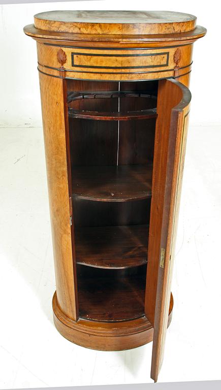 KOLONNSKÅP, Danmark, senempire. 1800-talets mitt.