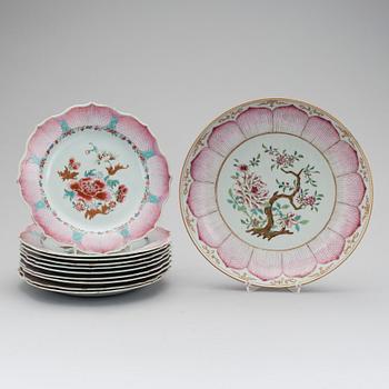 461. A set of ten plates and a dish with similar lotus pattern, Qing dynasty, Qianlong (1736-95).