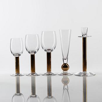 Gunnar Cyrén, an 18-piece 'Nobel' glass service, Orrefors.