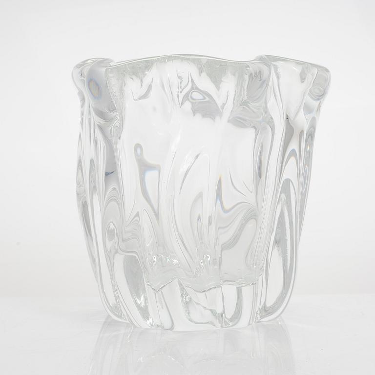 Tapio Wirkkala, a 'Kalvolan kanto' vase, signed Tapio Wirkkala 101/1987.