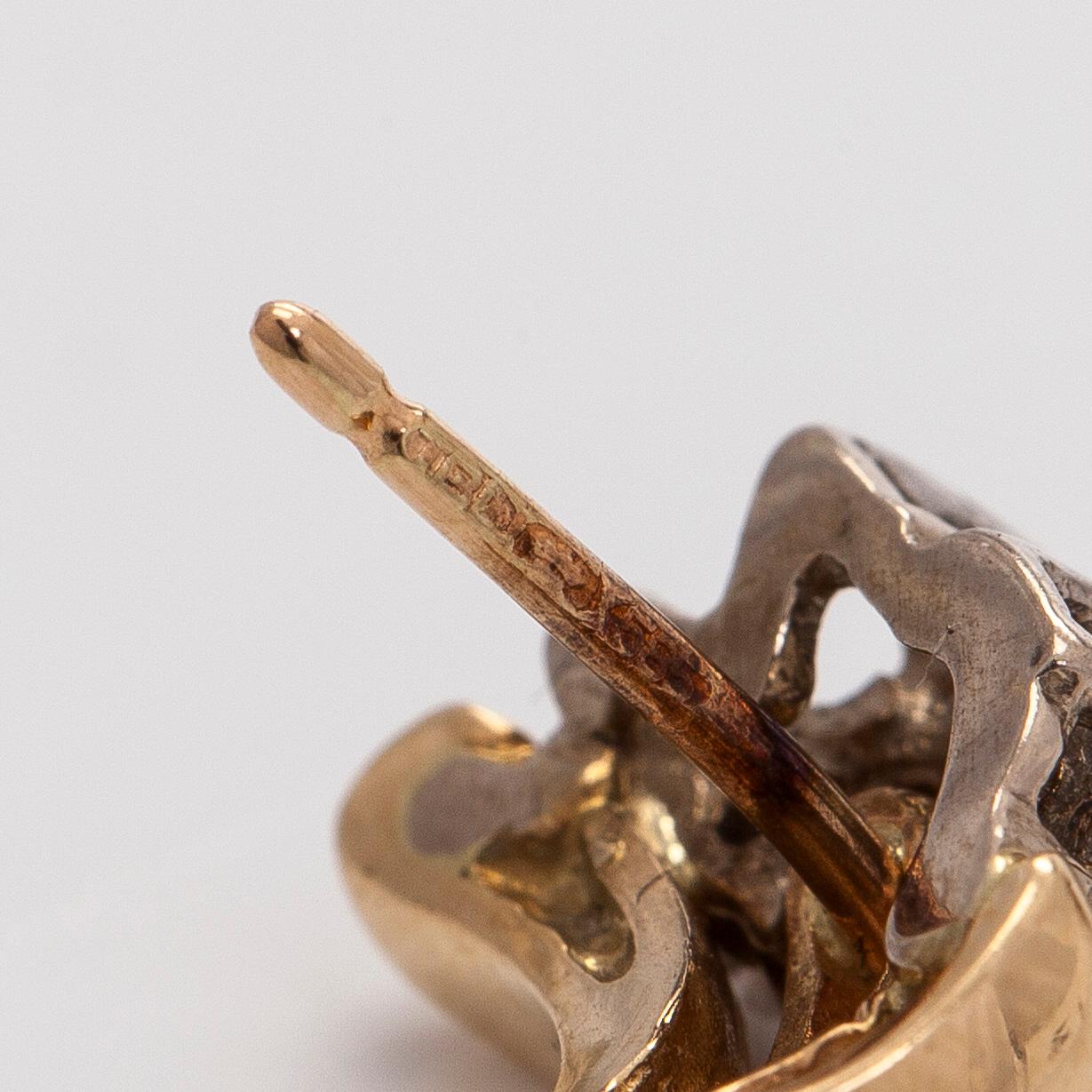 Örhängen, briljantslipade diamanter, 14K guld.