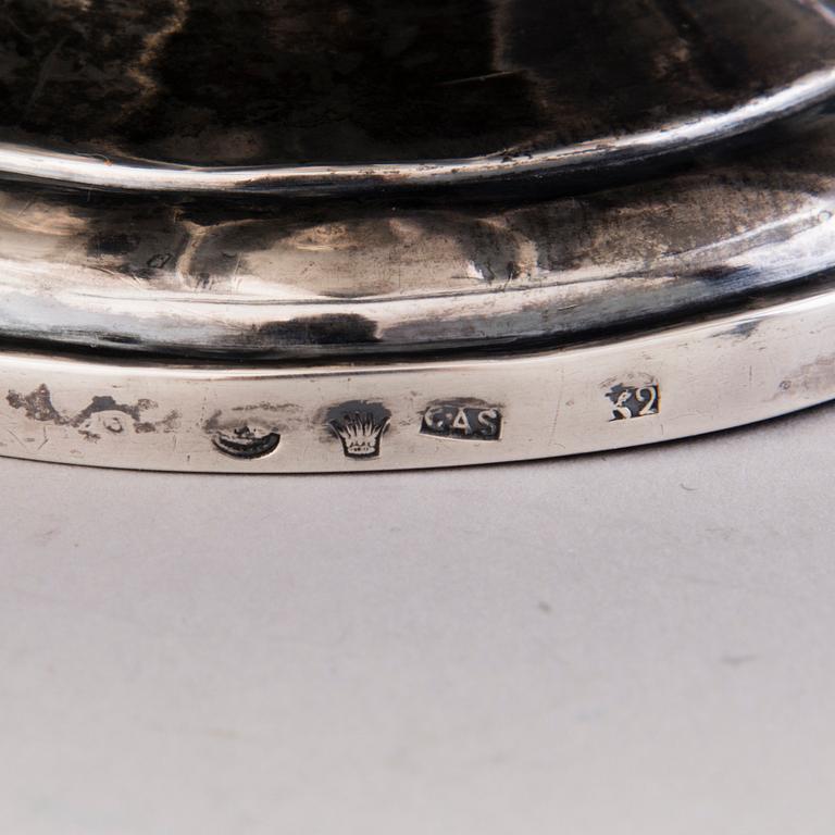 A silver bowl and a silver box, mark of Gustaf Adolf Strömbäck, Helsinki 1843 and Carl Fridolf Ekholm, Helsinki 1864.