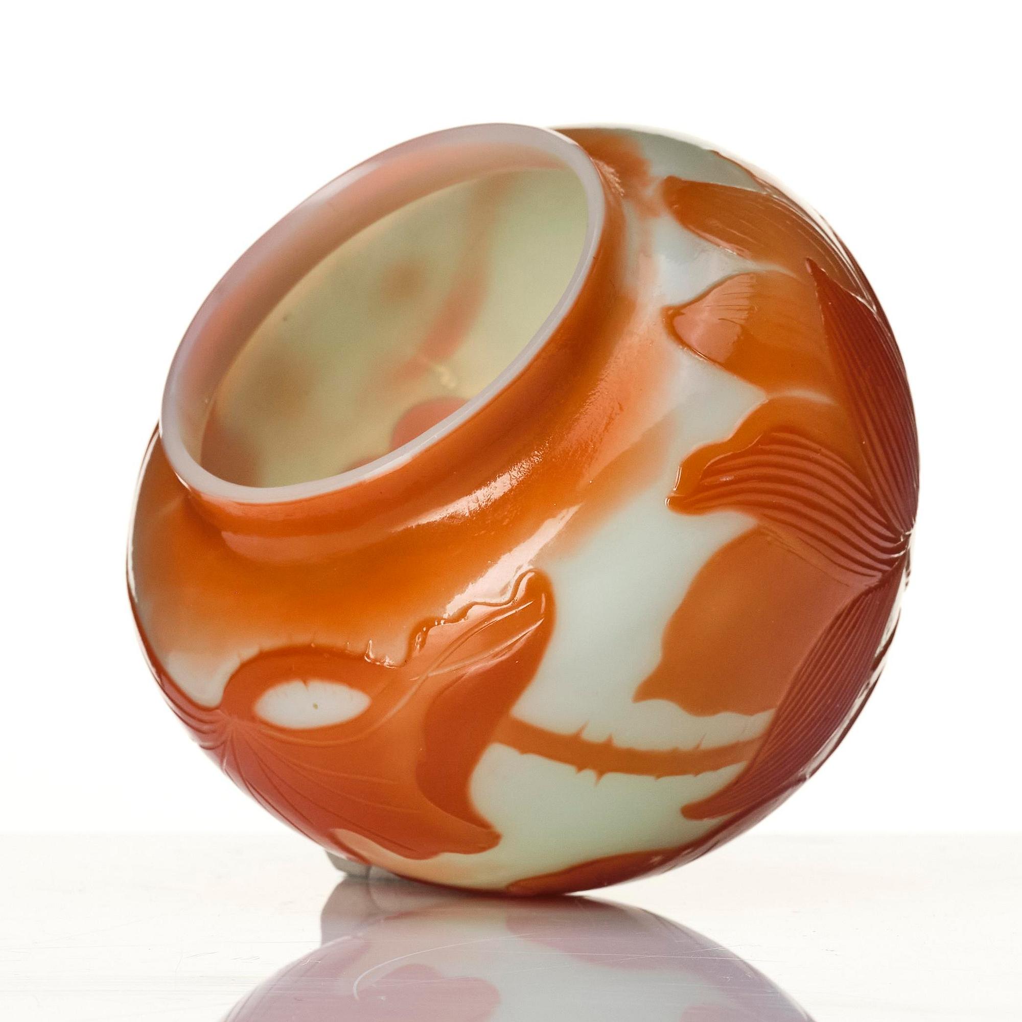 Emile Gallé, a "firepolished" cameo glass vase, Nancy, France, dated 1900.