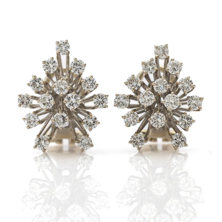 Earrings, a pair, 18k white gold and brilliant-cut diamonds.