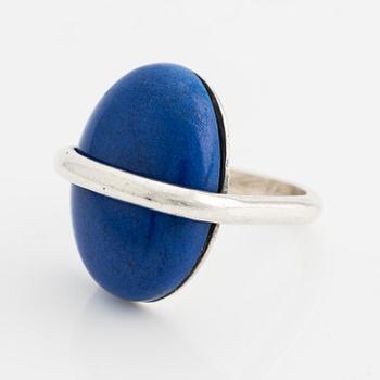 Ring, Brydolfs Carpentry, Ekerö, silver with lapis lazuli.