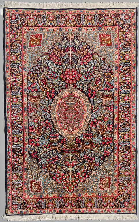 MATTA, Kirman Laver, 234 x 150 cm, 1900-talets senare del.