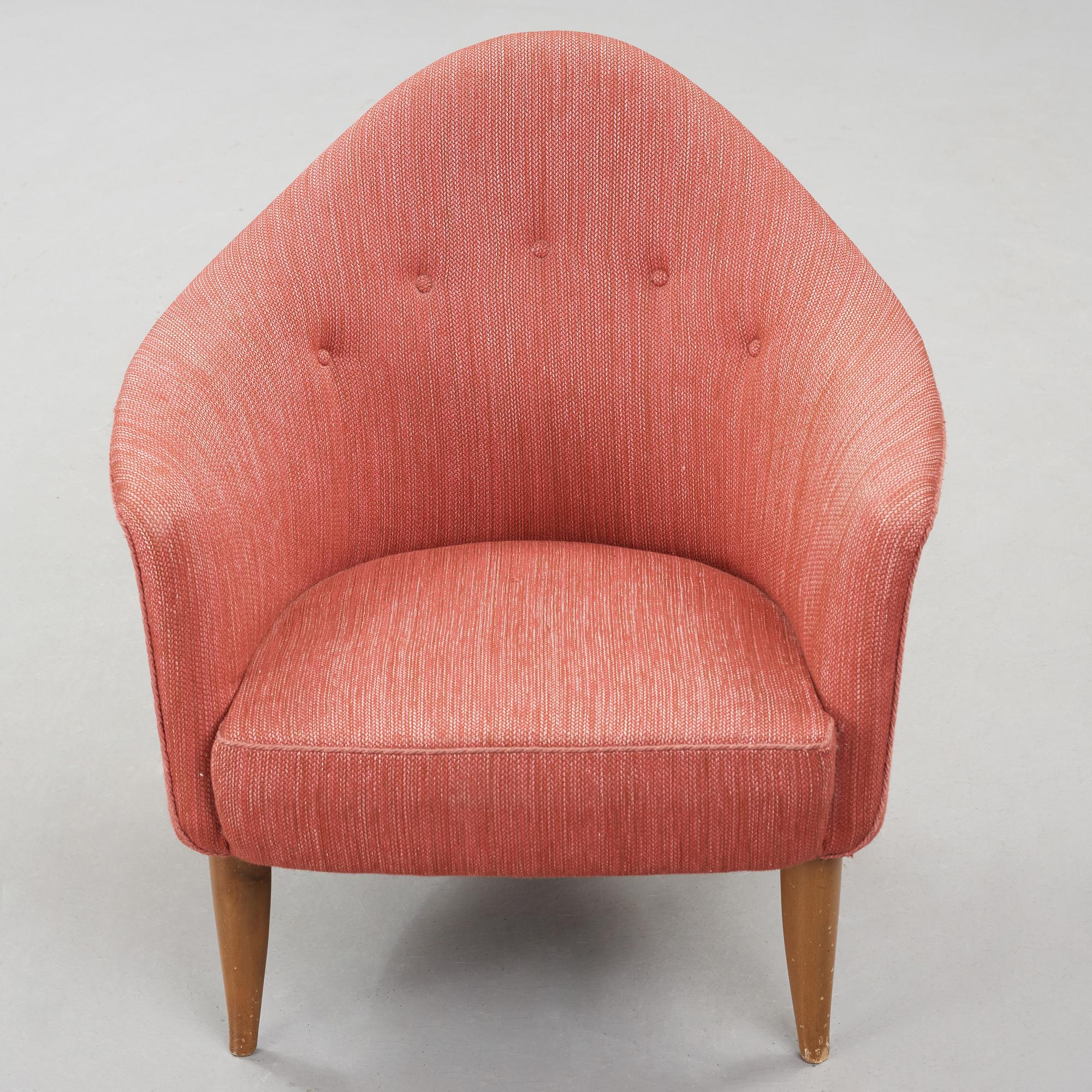 A chair "Lilla Adam" by Kerstin Hörlin-Holmquist.