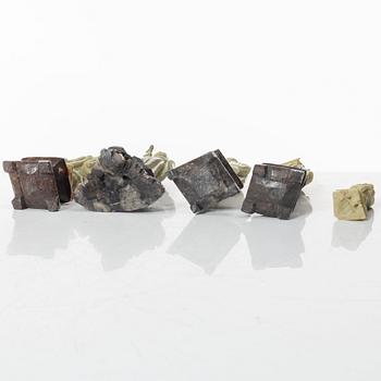 Figuriner, nio stycken, soapstone, Kina, sen Qingdynasti / 1900-tal.