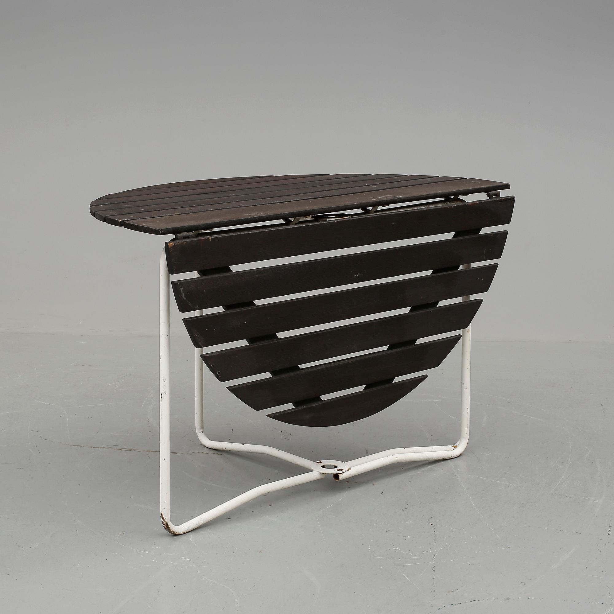 TRÄDGÅRDSGRUPP, 5 delar, möjligen Grythyttan. 1900-talets mitt.