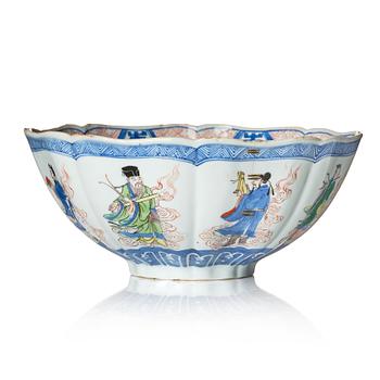 973. A famille verte bowl, Qing dynasty, 18th Century.