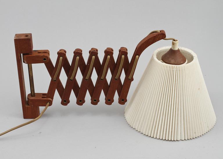 VÄGGLAMPA, 1900-talets tredje kvartal.