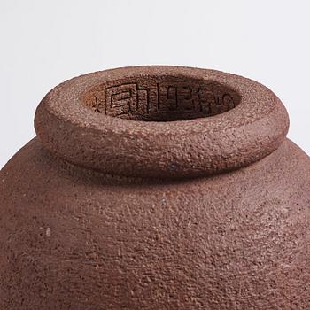 Gunnar Nylund, a large stoneware garden urn, Rörstrand, Sweden 1936.