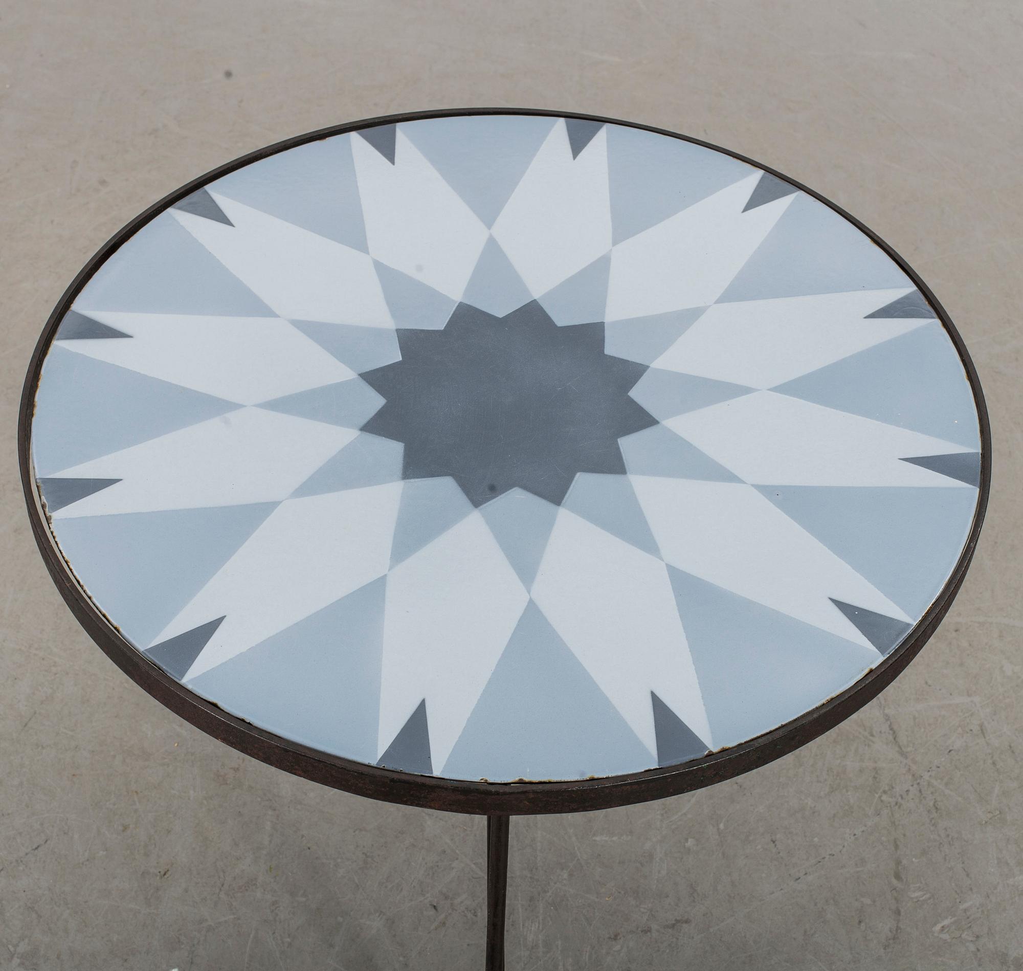 KERSTIN HÖRLIN-HOLMQUIST,table "Triva-sertien" Nordiska Kompaniet 1950's.