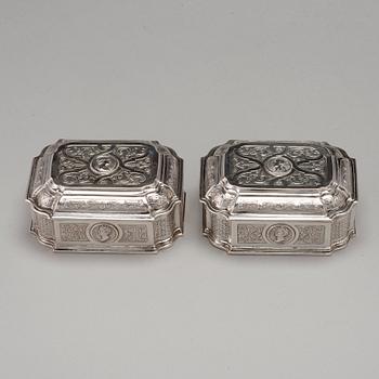 A Swedish 18th century 7 piece silver toilet service, mark of Johan Lorenz Starin, Stockholm 1736.