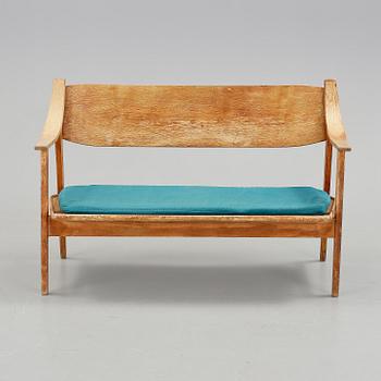 SOFFA, troligen Folke Janson för SM Wencrattz, omkr 1900-talets mitt.