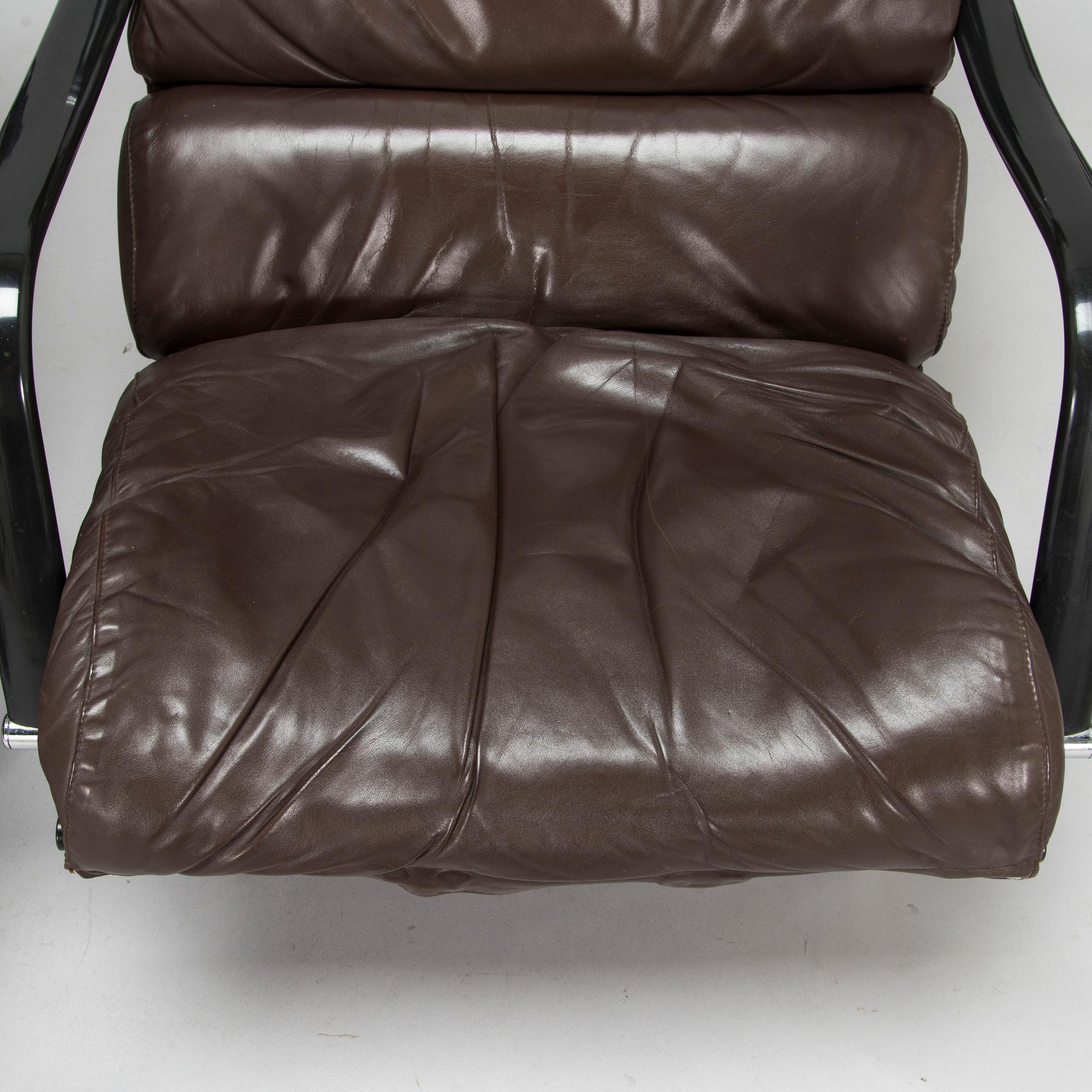 Yrjö Kukkapuro, a pair of 'Remmi' lounge chairs for Haimi, 1970s.