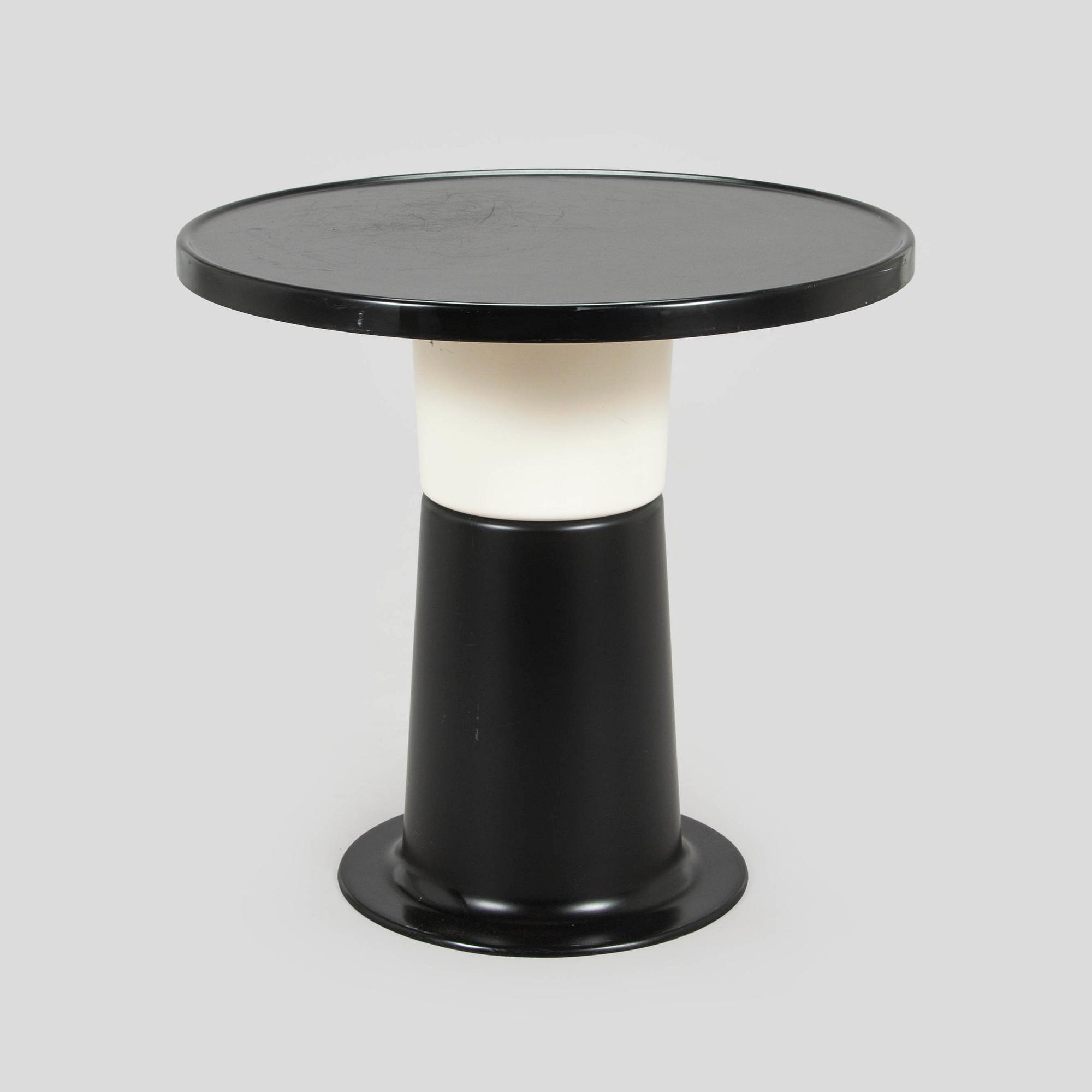 Yrjö Kukkapuro, a 1970s 'Saturnus' table, made to order, Haimi.