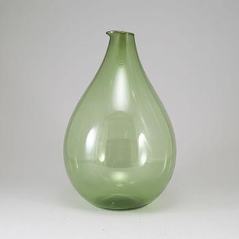 KJELL BLOMBERG, a Swedish, 1960s glass vase from Gullaskrufs glasbruk.