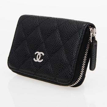 LOMPAKKO, Chanel.