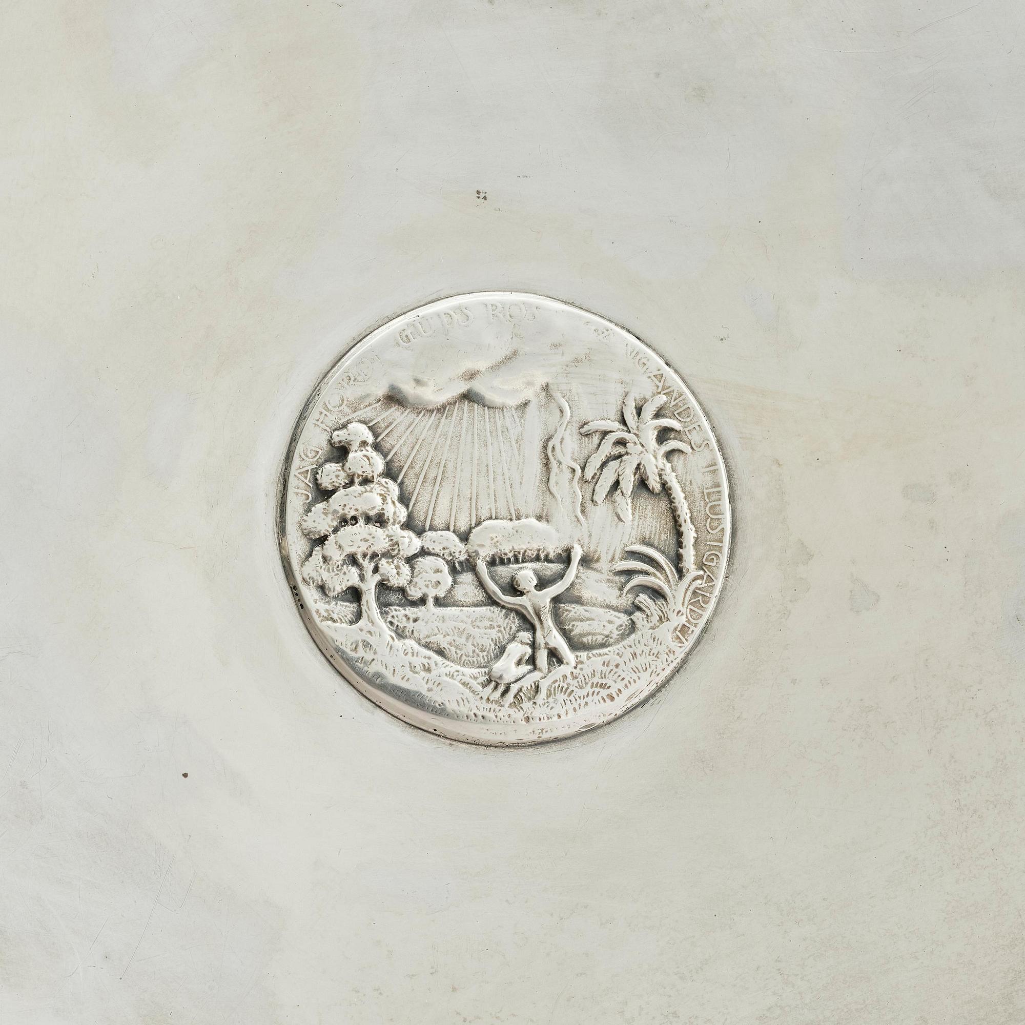 Two sterling silver bowls with handles, Atelier Borgila, designed by Erik Fleming, Stockholm 1930.